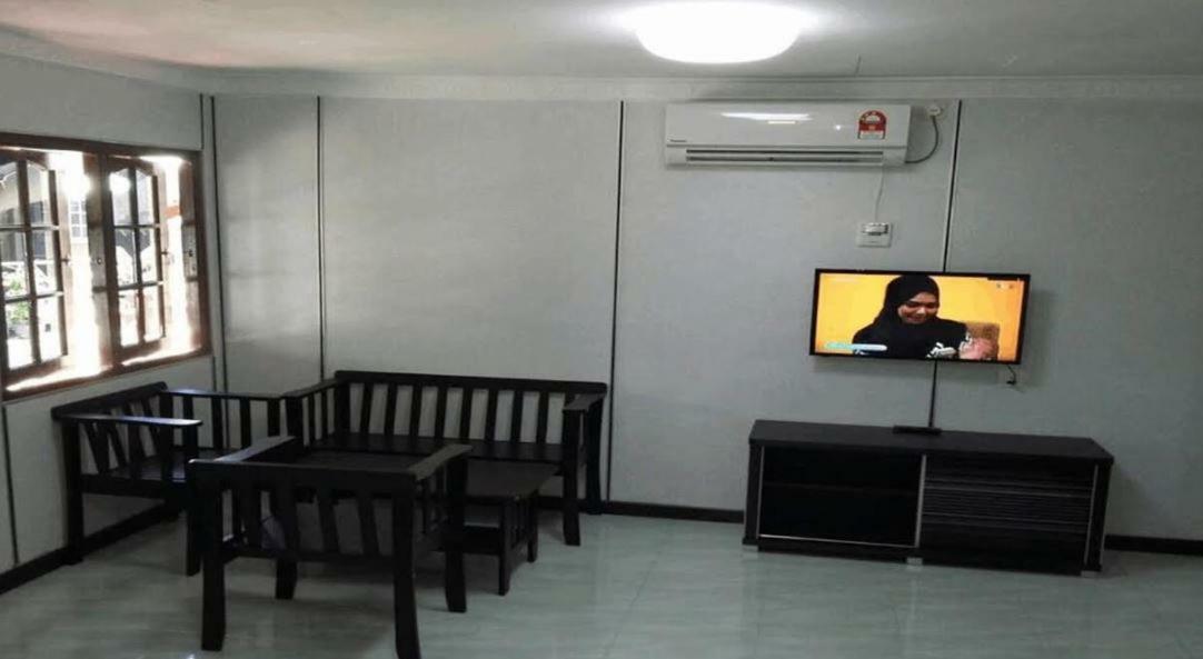 Rasa Senang Villa -Islam Guest Only Pantai Cenang  Bagian luar foto